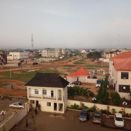 Room In Bb - Immaculate Royal International Hotel Owerri Ngoại thất bức ảnh