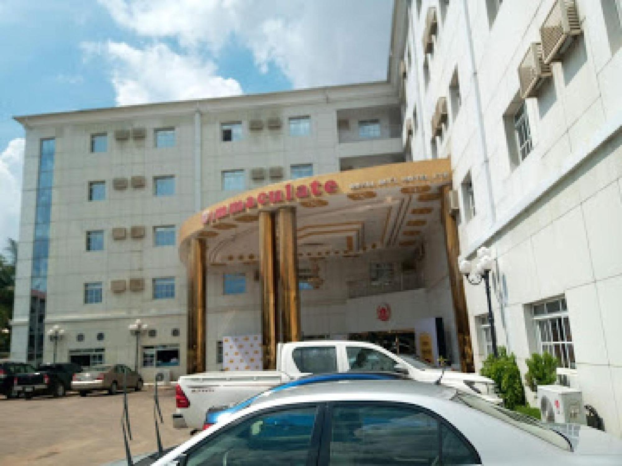 Room In Bb - Immaculate Royal International Hotel Owerri Ngoại thất bức ảnh