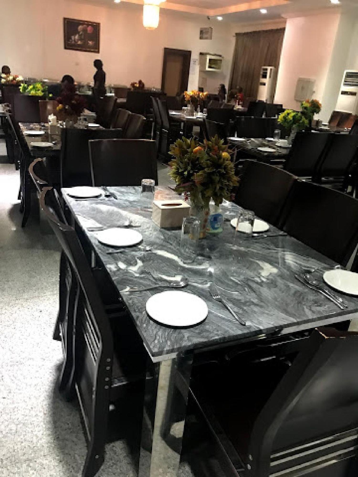 Room In Bb - Immaculate Royal International Hotel Owerri Ngoại thất bức ảnh