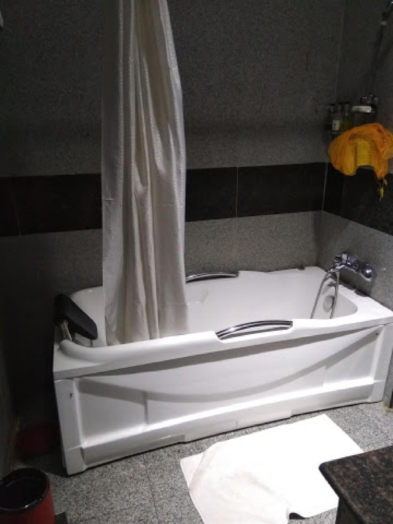 Room In Bb - Immaculate Royal International Hotel Owerri Ngoại thất bức ảnh