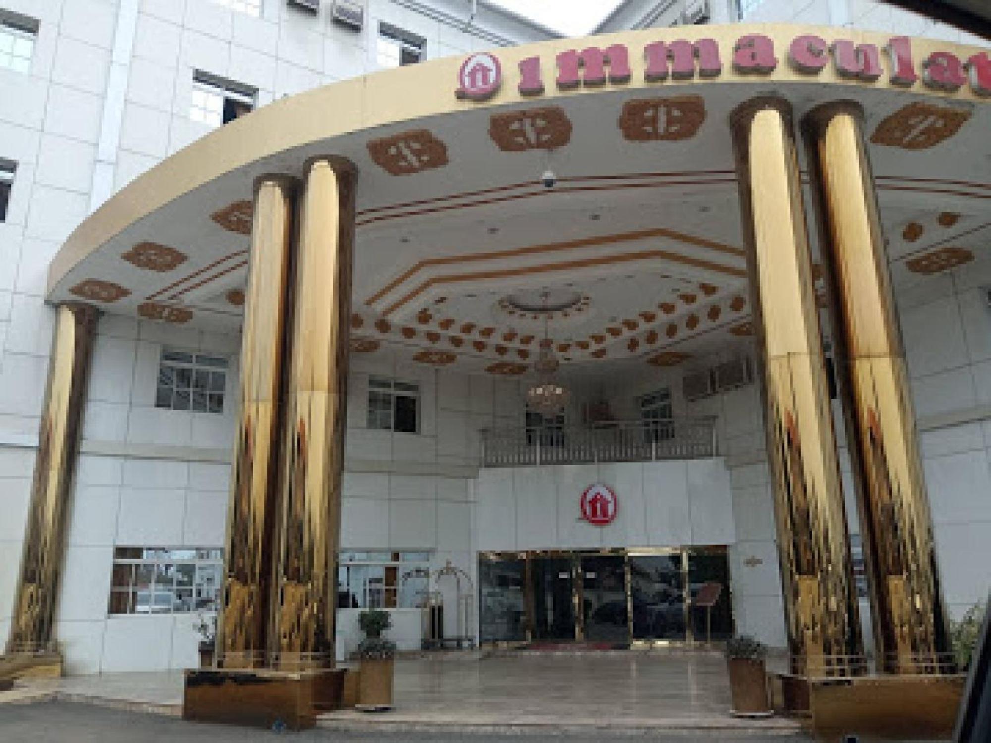 Room In Bb - Immaculate Royal International Hotel Owerri Ngoại thất bức ảnh