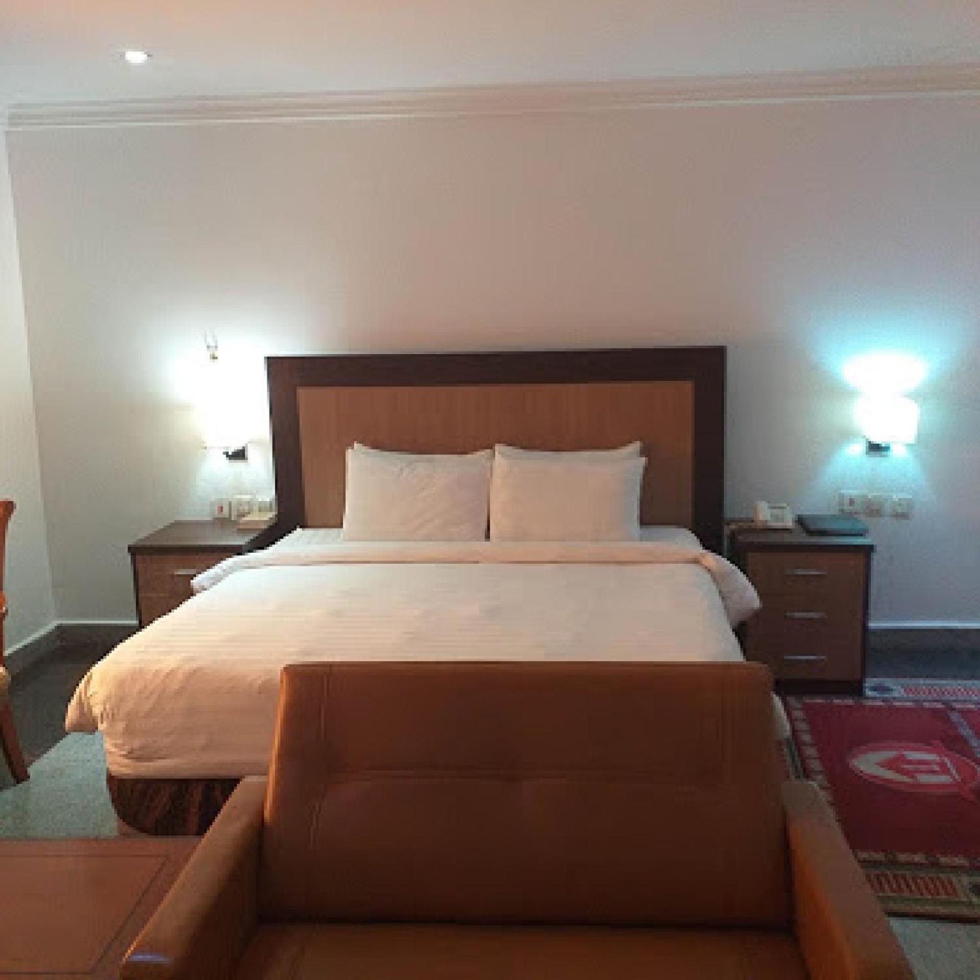 Room In Bb - Immaculate Royal International Hotel Owerri Ngoại thất bức ảnh